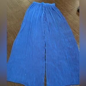 Blue Wide-Leg Pleated Flowwy Pants